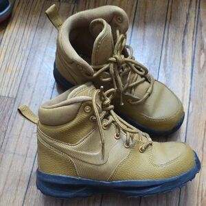 Kids Tan Hiking Boots